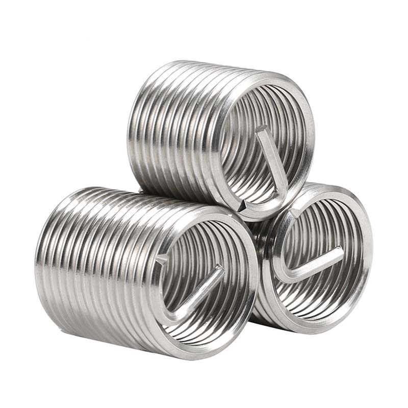 Ionsáigh snáithe helical